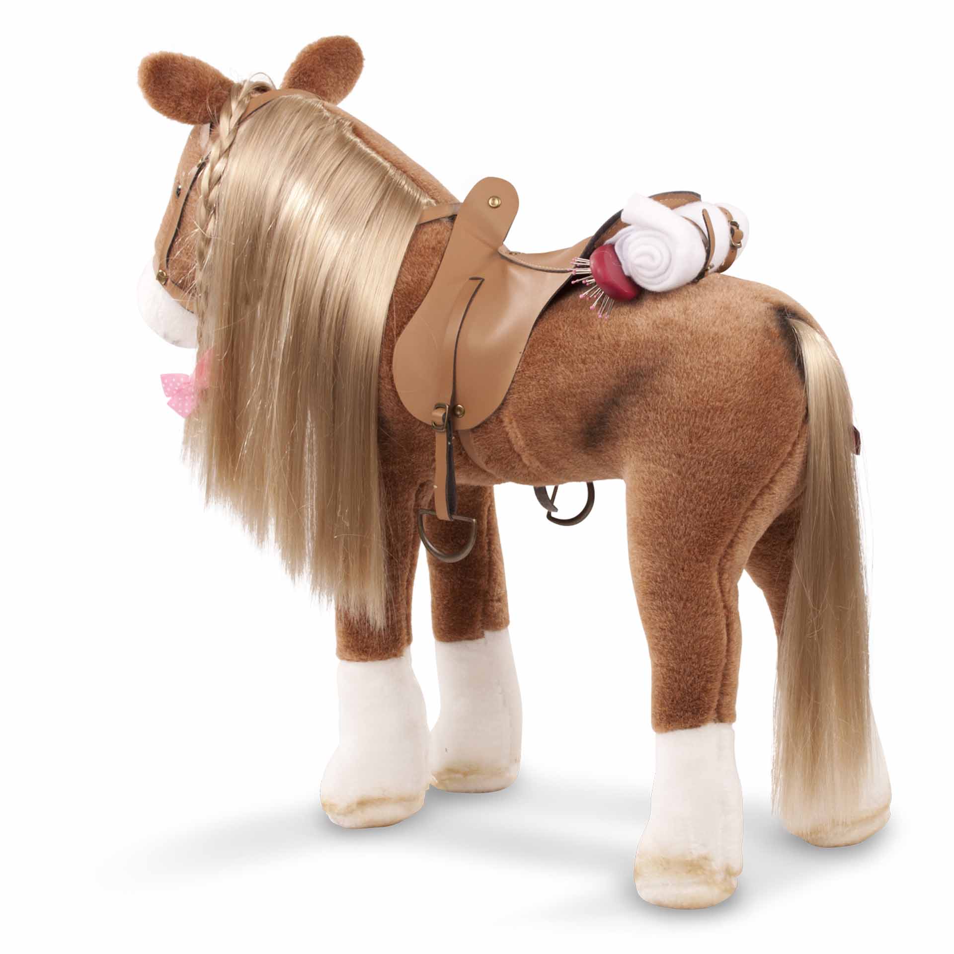 3402375-kaemmpferd-brown-beauty-goetz-rear kaemmpferd-pferd-sattel-zaumzeug-buerste-lockenwickler-frisieren-reiten-goetz