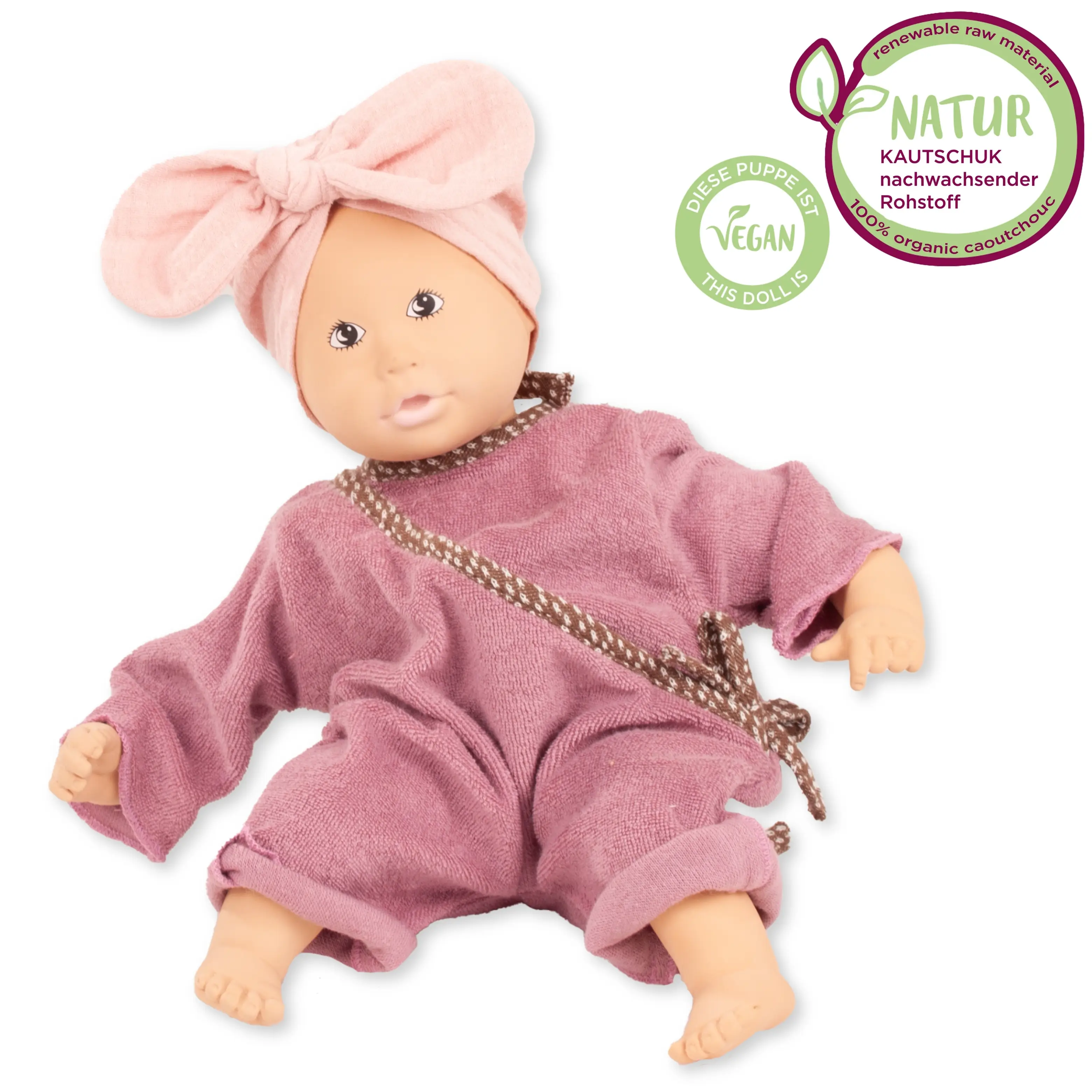 Babypuppe 33 cm aus Naturkautschuk und vegan mit gemalten Augen und einem Frotteeanzug und Kopfbedeckung von Goetz