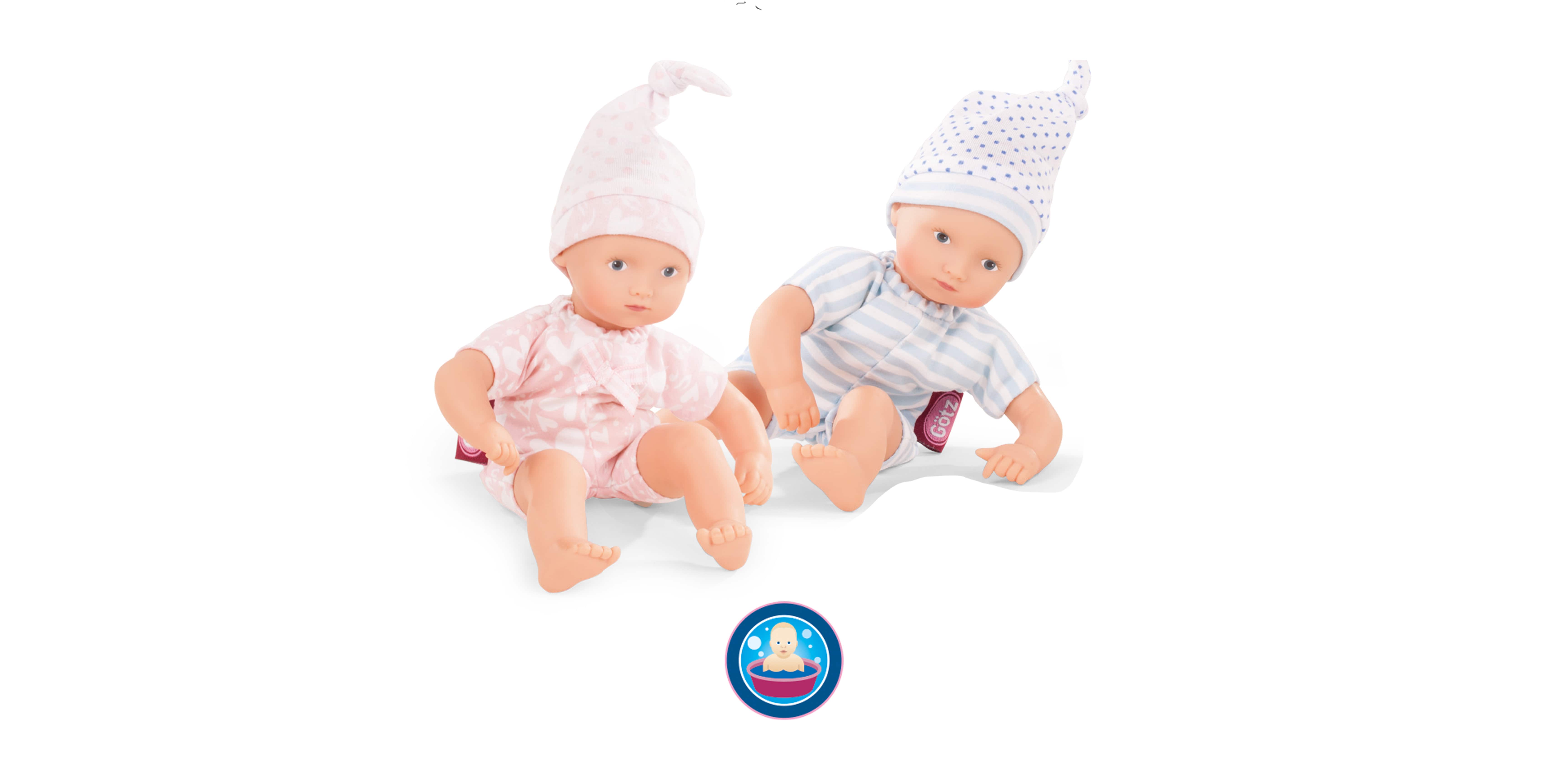 1885002 1885001 Mini Aquini Boy und Girl Goetz 22 cm große Badepuppen mit gemalten Augen und Weichkoerper mit Vinylarmen und -beinen