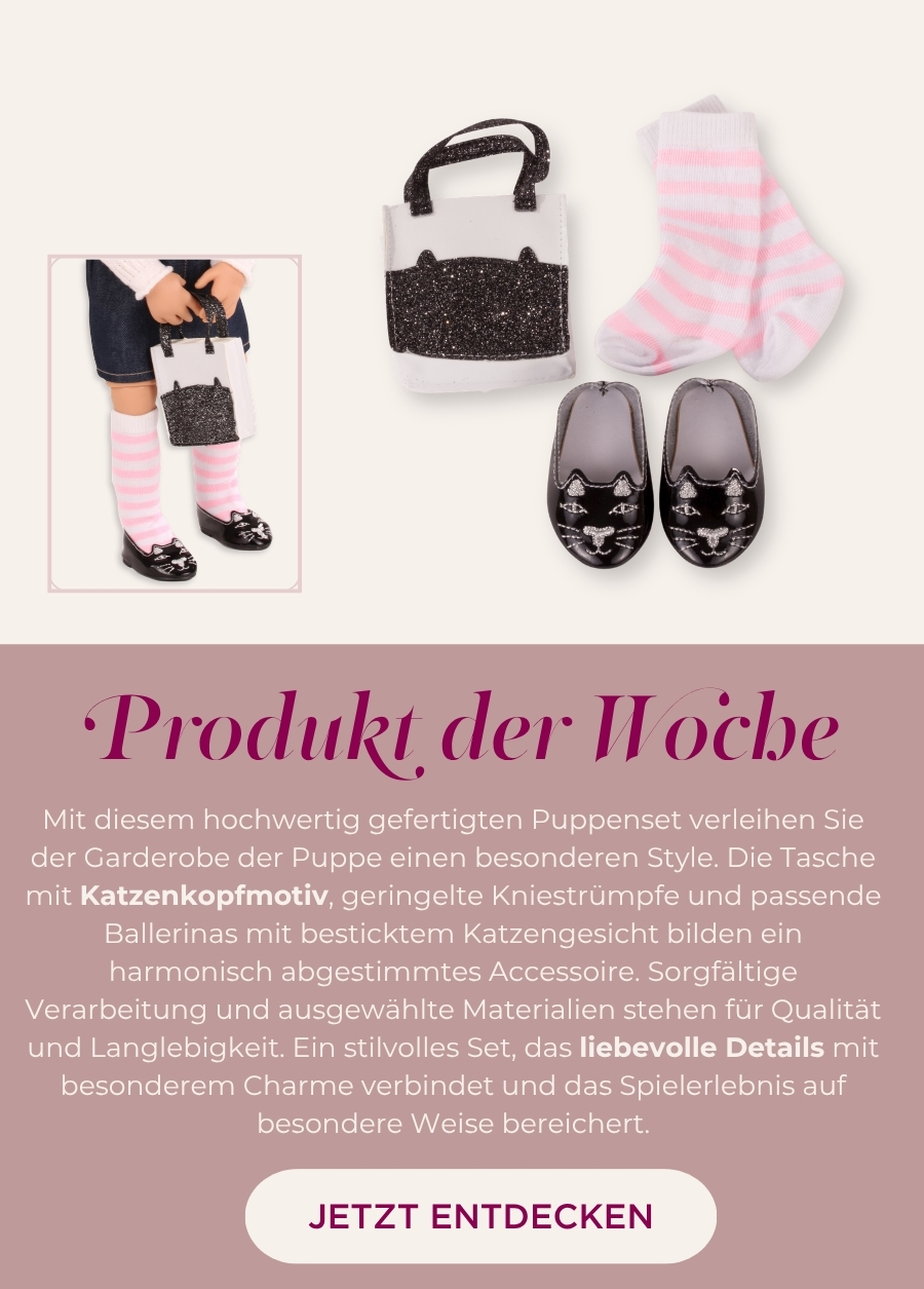 Set fuer Stehpuppen Gr. 45-50 cm, bestehend aus Kniestruempfen, Ballerinas in schwarz mit silber Katzengesicht und einer schwarz-weissen Tasche von Goetz