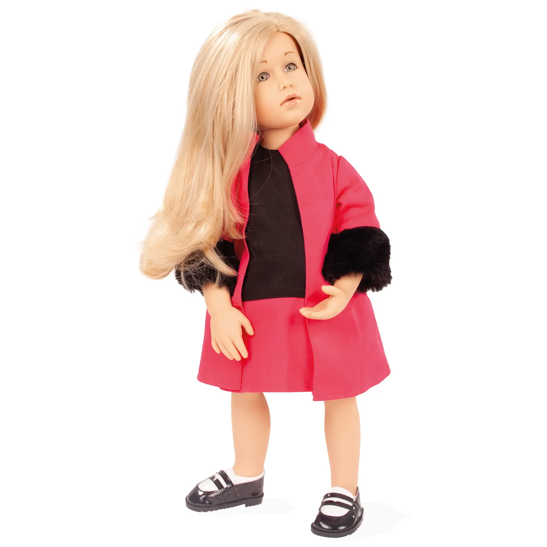 Stehpuppe 45-50 cm mit blondem Haar und steingrauen Augen. Sie trägt ein pink-schwarzes Kleid mit schwarzen Spangenschuhen und Struempfen, dazu einen passenden Mantel mit schwarzem Plueschärmeln von Goetz