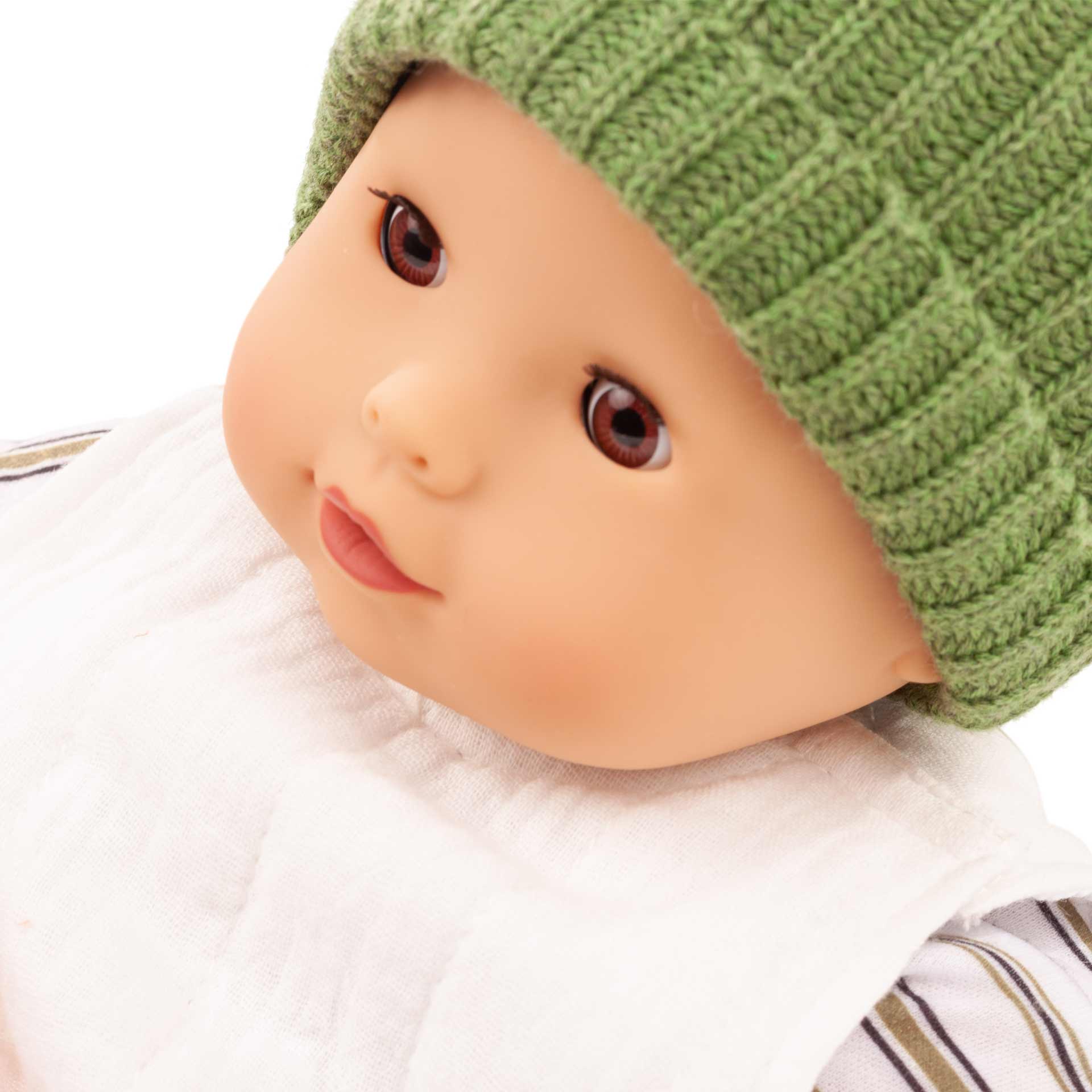 2427918-maxy-muffin-urban-stripes-babypuppe-goetz-portrait maxy-muffin-urban-stripes-babypuppe-goetz-schlafaugen-muetze-strickmuetze-latz