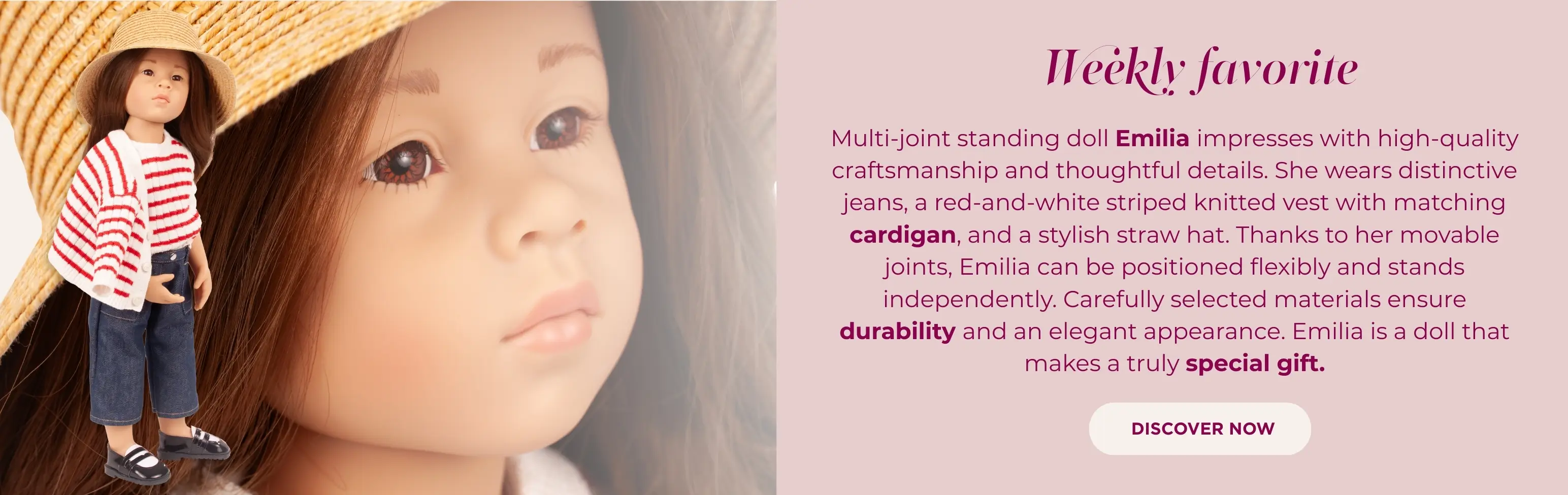 Stehpuppe Gr. 45-50 cm mit braunem Haar und braunen Augen. Sie traegt ein geringeltes Strickensemble mit Jeans und Spangenschuhen und einen Strohhut von Goetz