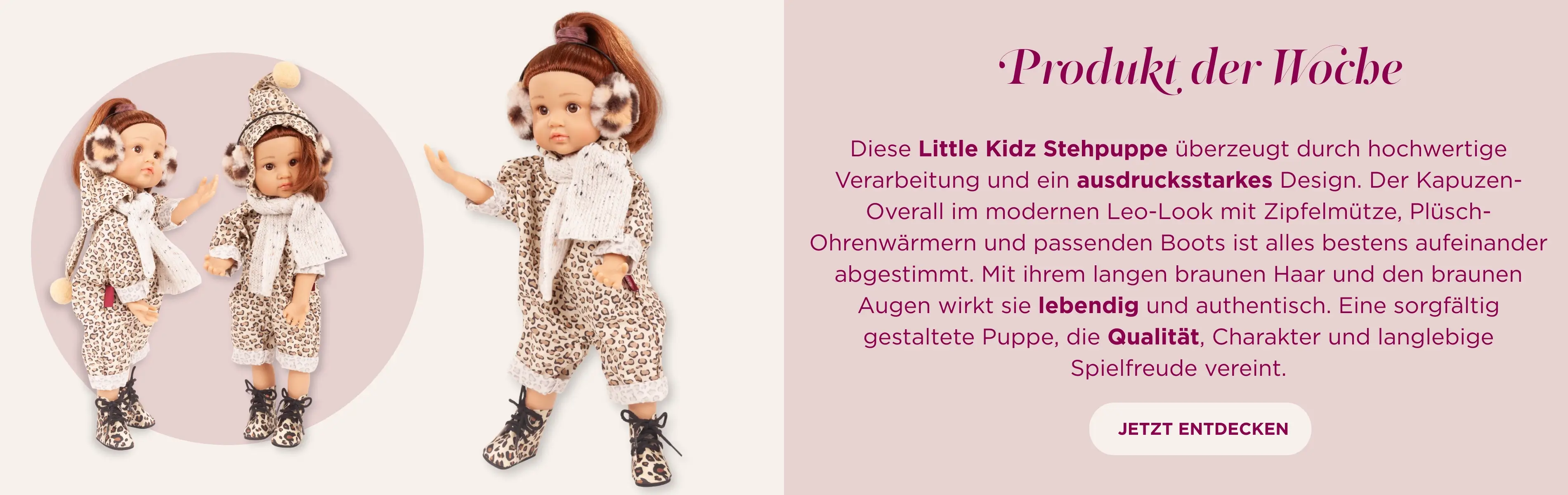 Multigelenkstehpuppe Gr. 36 cm mit rotem langen Haar und braunen Augen in einem Leo-Print Overall, passenden Leo-Boots, Ohrenwaermern und Schal von Goetz