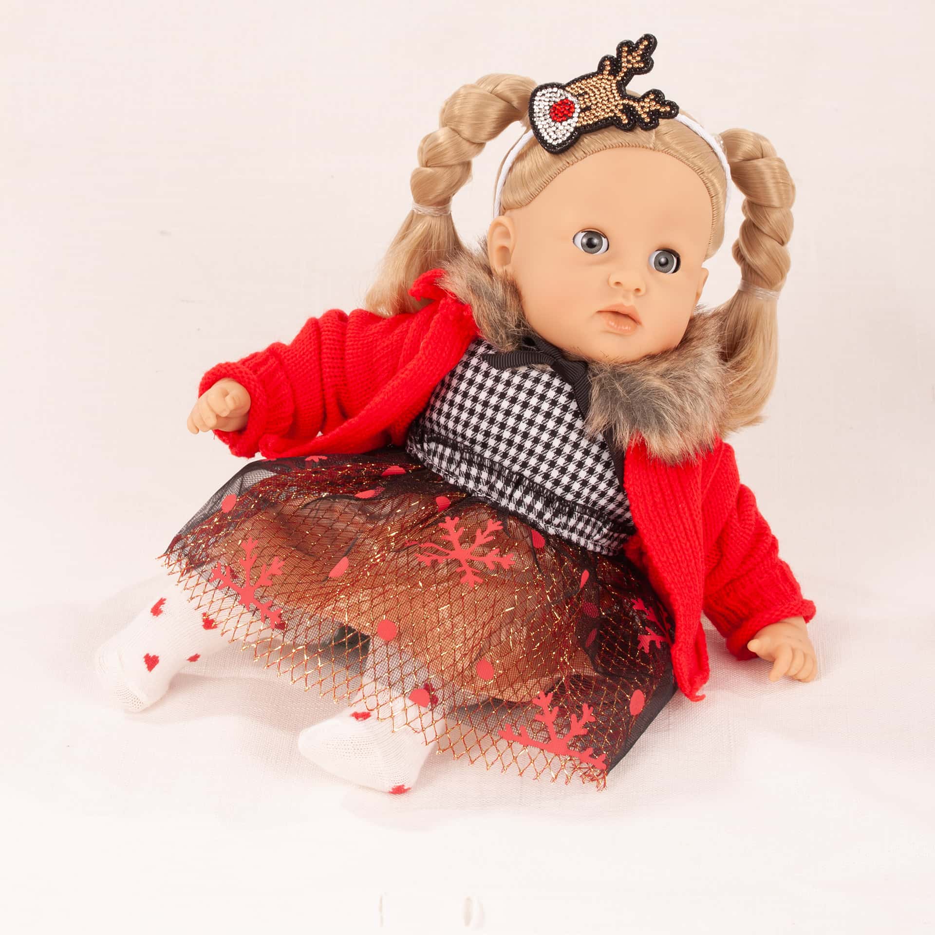 shop-the-look-babypuppe-strumpfhose-strickjacke-haarreif-kleid