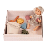 2453556  Geschenkbox - Sleepy Aquini Tiger Beach von Goetz Icon 33 cm große Badepuppe mit Schlafaugen in Geschenkbox mit Sandspielzeuch Schaukel Eimer und vier Formen