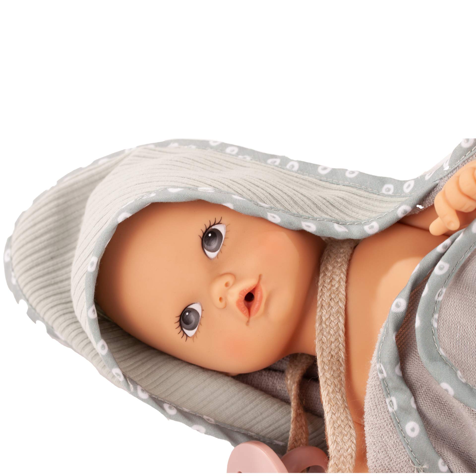 aquini-girl-avocado-badepuppe-badetuch-nahaufnahme