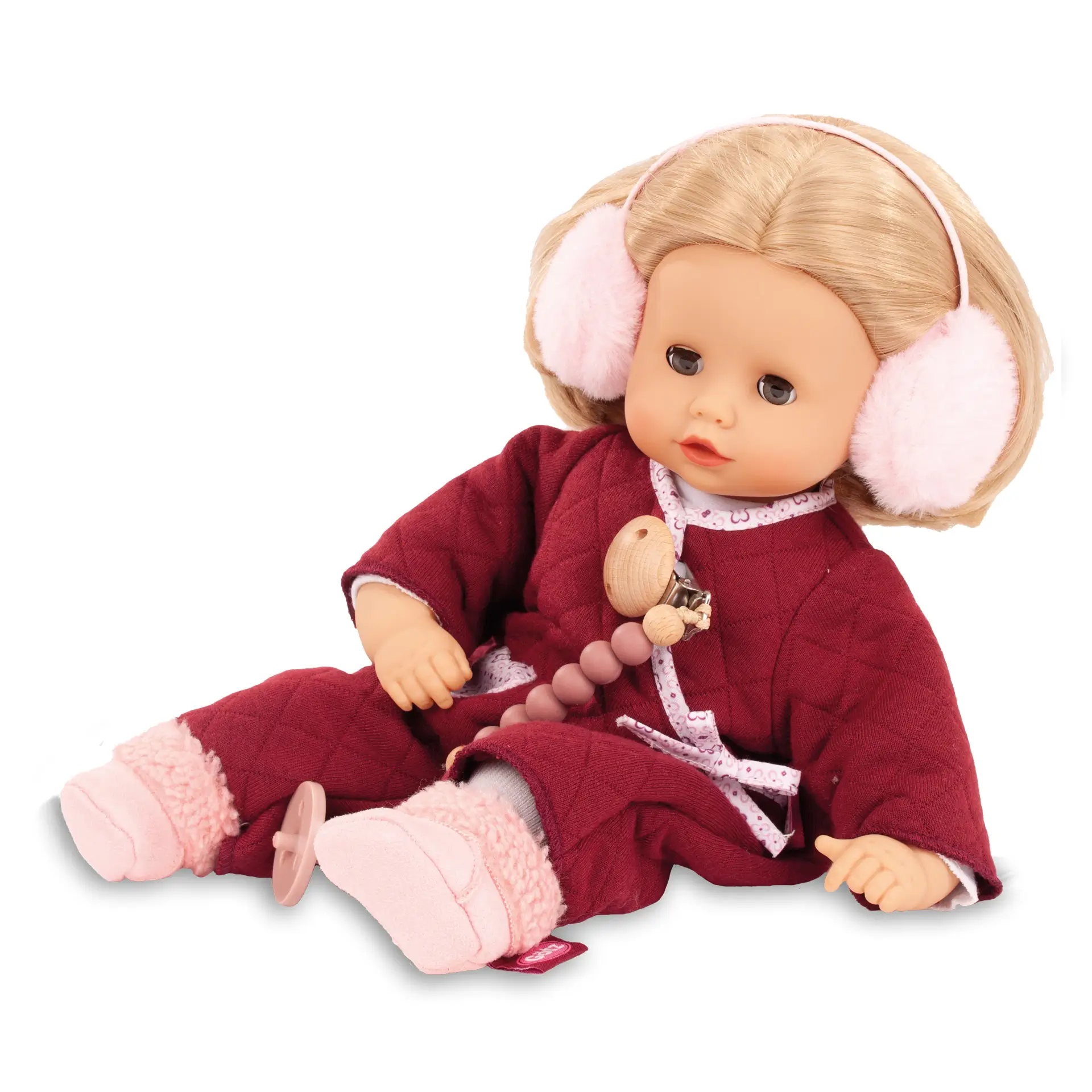 muffin-jubilee-babypuppe-goetz-ohrenschuetzer-strickanzug-schnullerkette-blond-schlafaugen-blauaeugig-winterstiefel