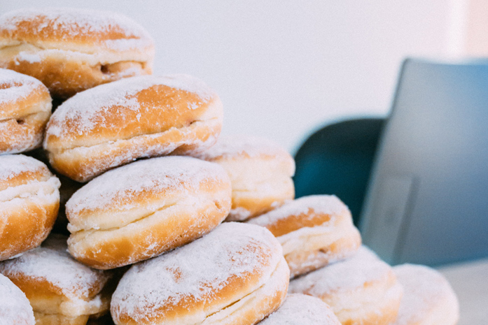 Krapfen übereinander gestapelt