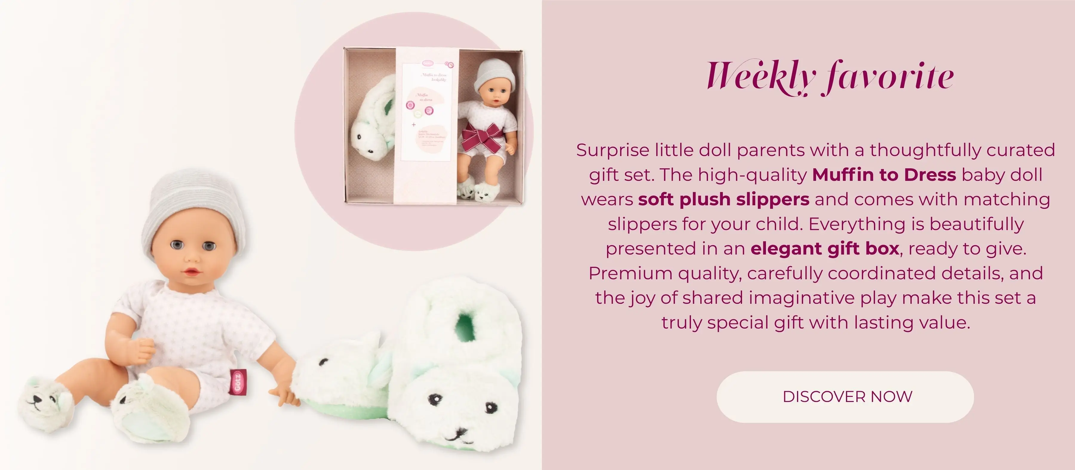 Babypuppe mit Schlafaugen, ohne Haare mit Muetze und Plueschhausschuhen, die gleichen sind auch fuers Kind anbei. Alles in einer edlen Geschenkbox verpackt von Goetz