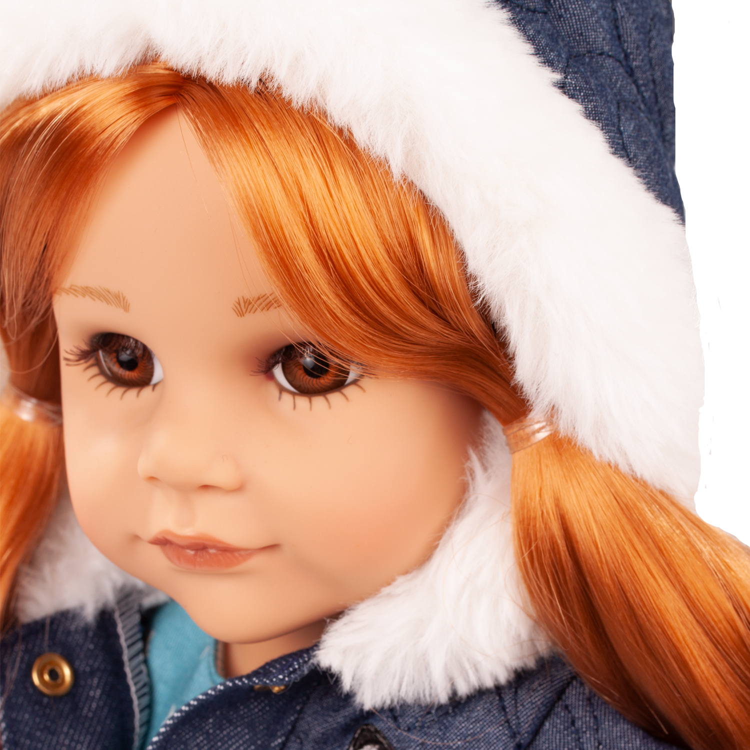 happykids-goetz-stehpuppe-hannah Stehpuppe mit roten Haaren und braunen Augen
