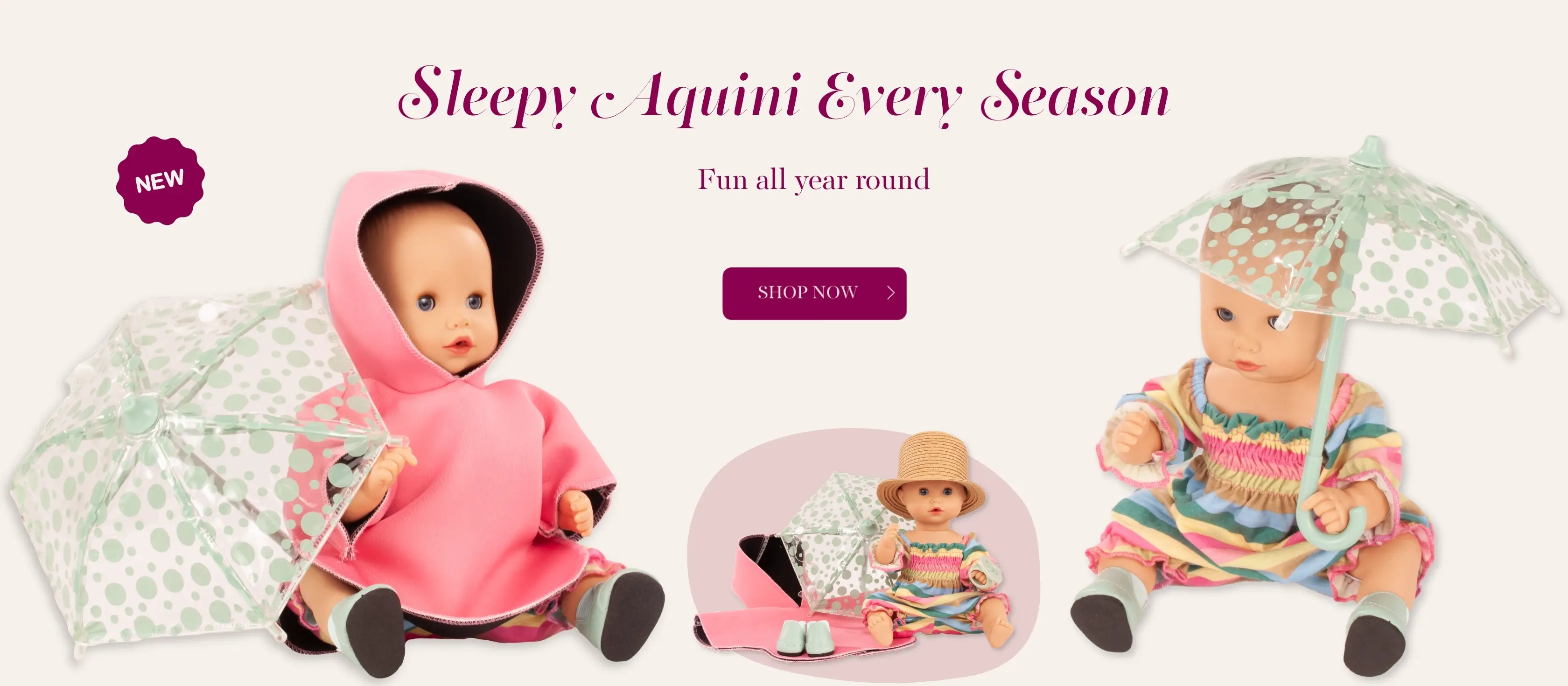 Badepuppe Gr. 30 cm mit blauen Schlafaugen, ohne Haare mit Regenschirm, Regencape, Sommeranzug, Boots und Strohhut von Goetz